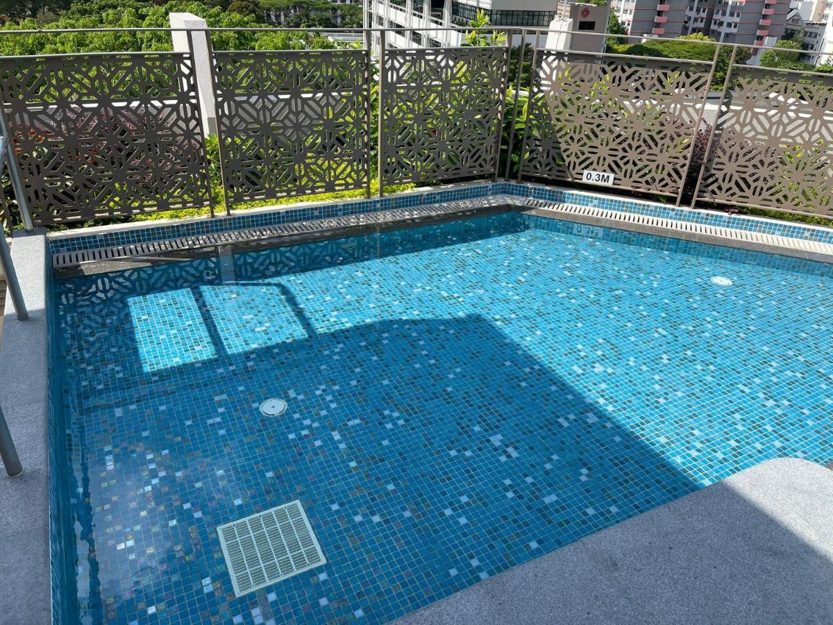 Aqueen Prestige Hotel Jalan Besar Singapour Extérieur photo