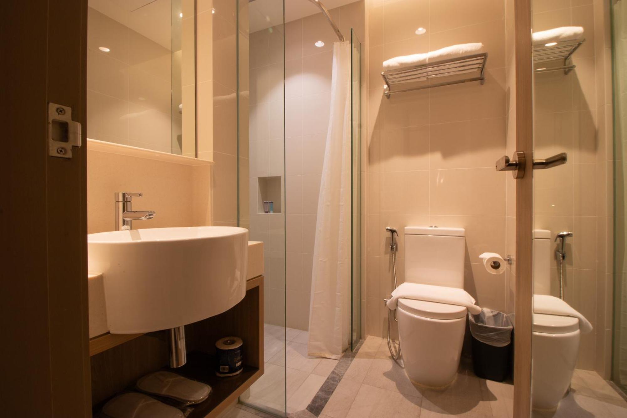 Aqueen Prestige Hotel Jalan Besar Singapour Extérieur photo