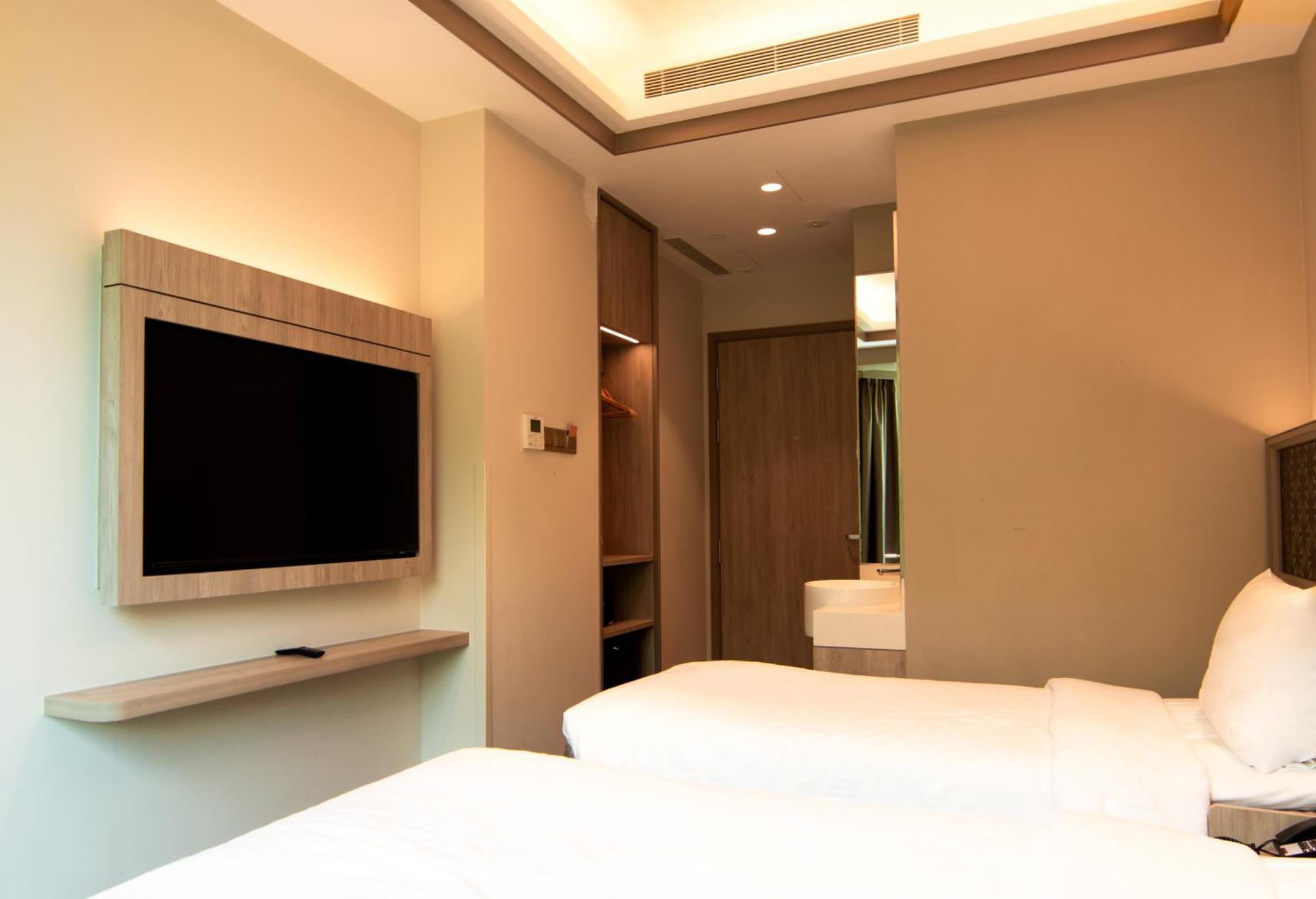 Aqueen Prestige Hotel Jalan Besar Singapour Extérieur photo